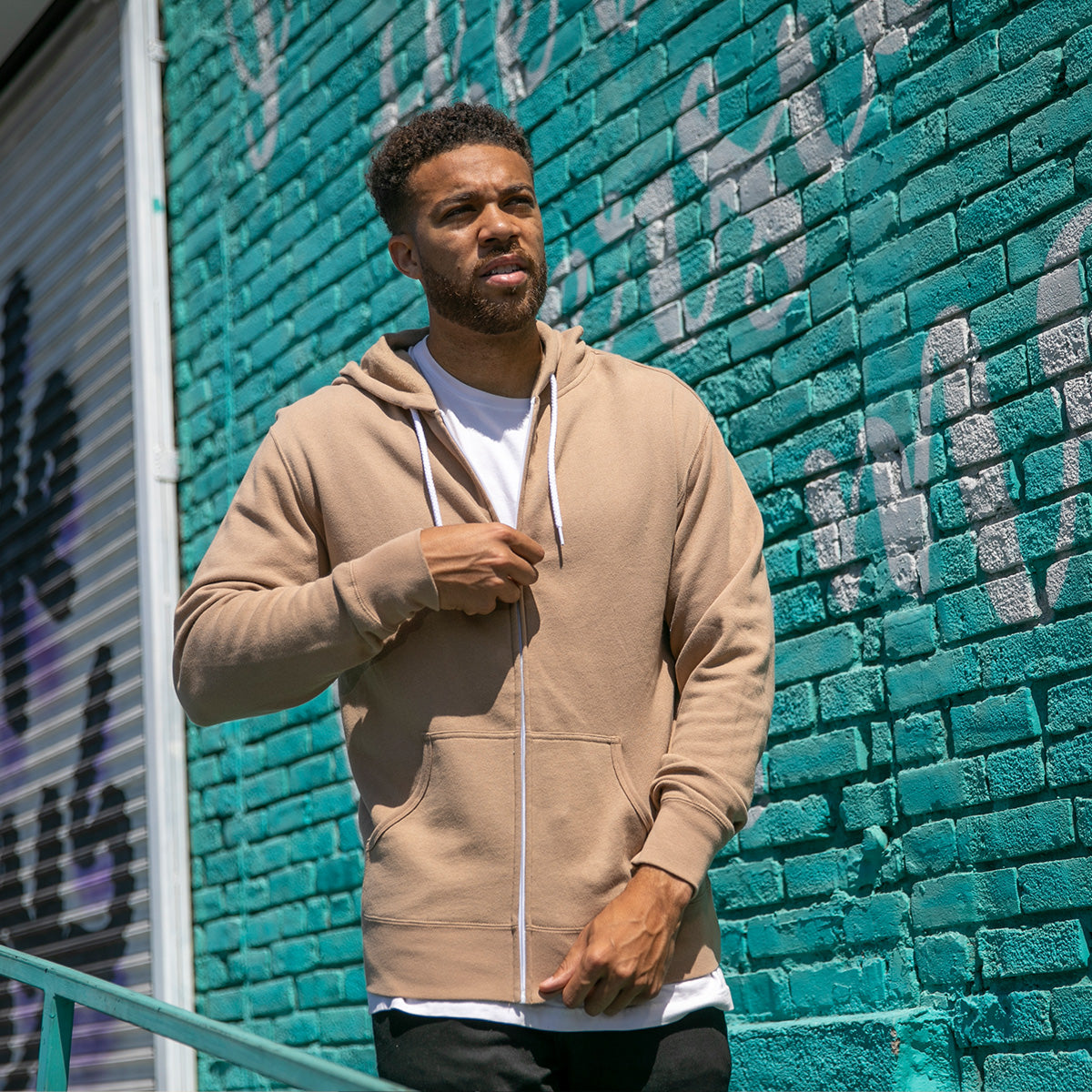 Tan sweatshirt mens online
